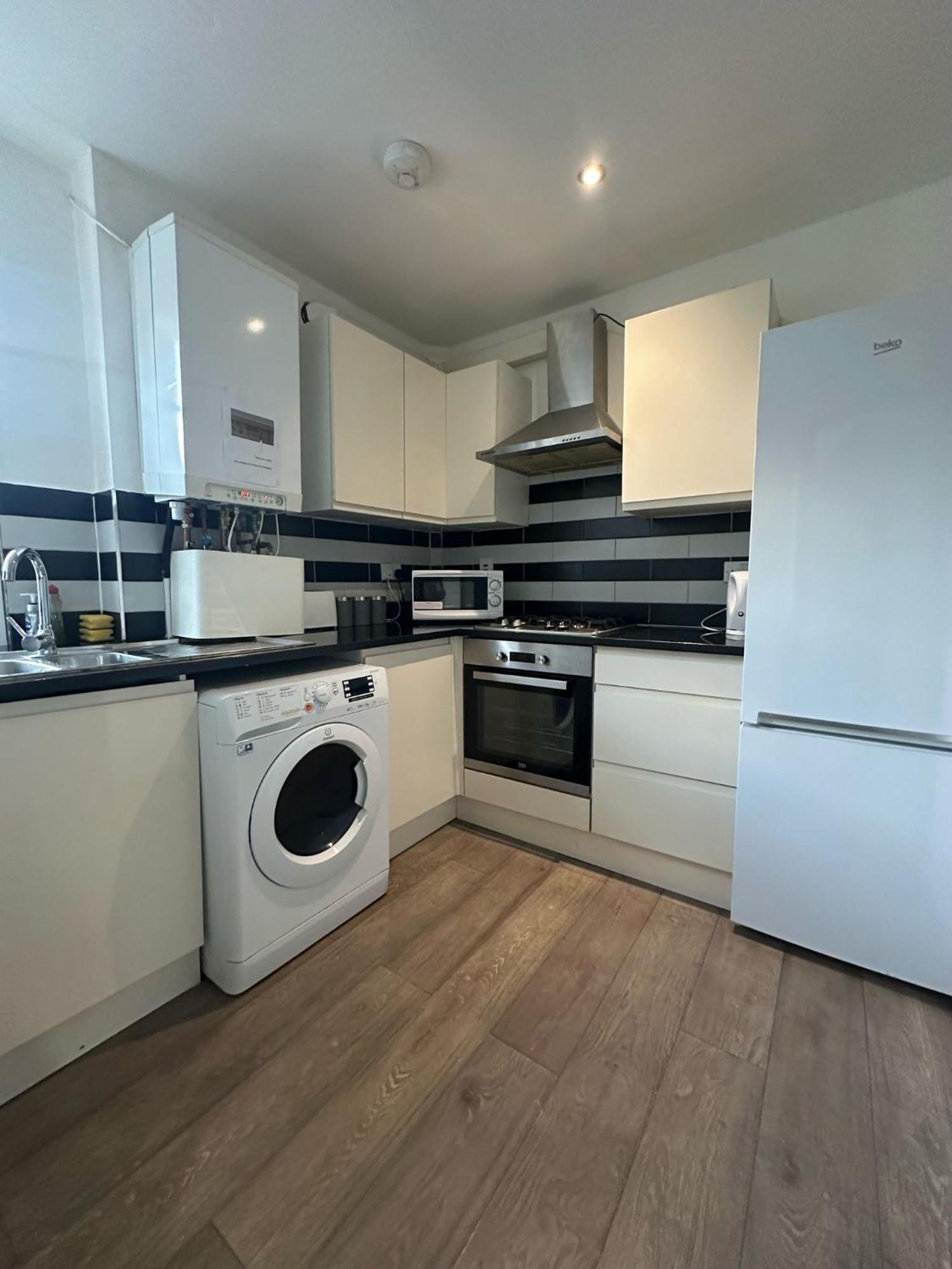 "Euston Comfort" 3 Bedroom Flat In Kings Cross, St Pancras!!!!118B ロンドン エクステリア 写真